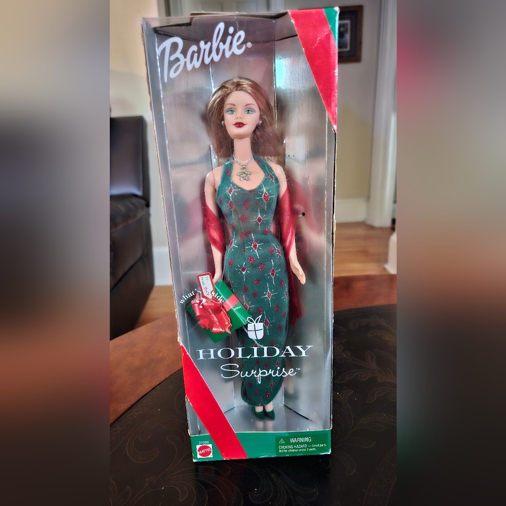 2000 Holiday Barbie NIB